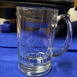 Police Chase 1982 Beer mug
